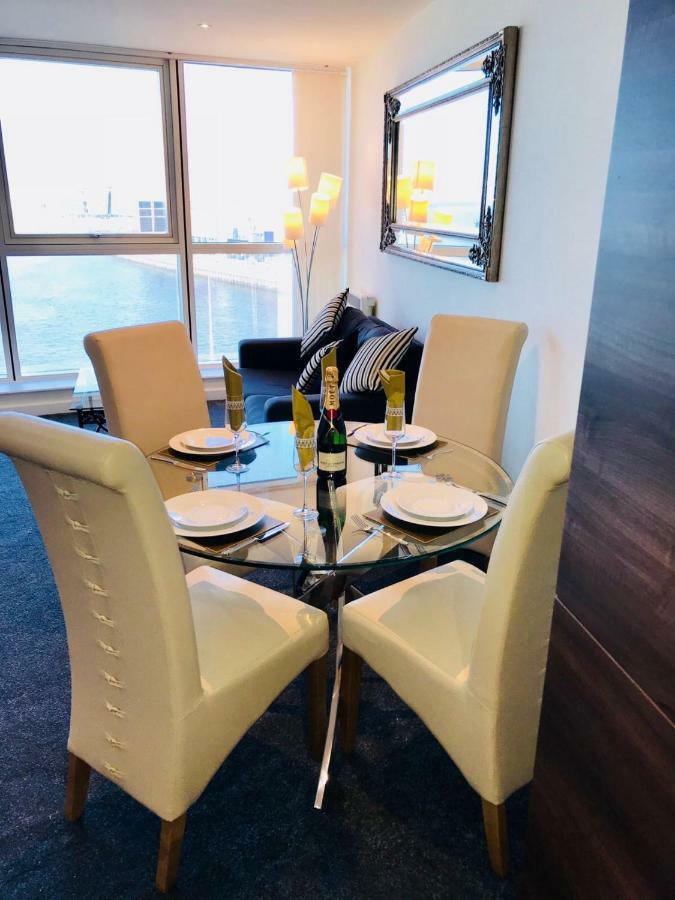 Luxury 2 Bedroom Apartment In Prime City Location Belfast Kültér fotó
