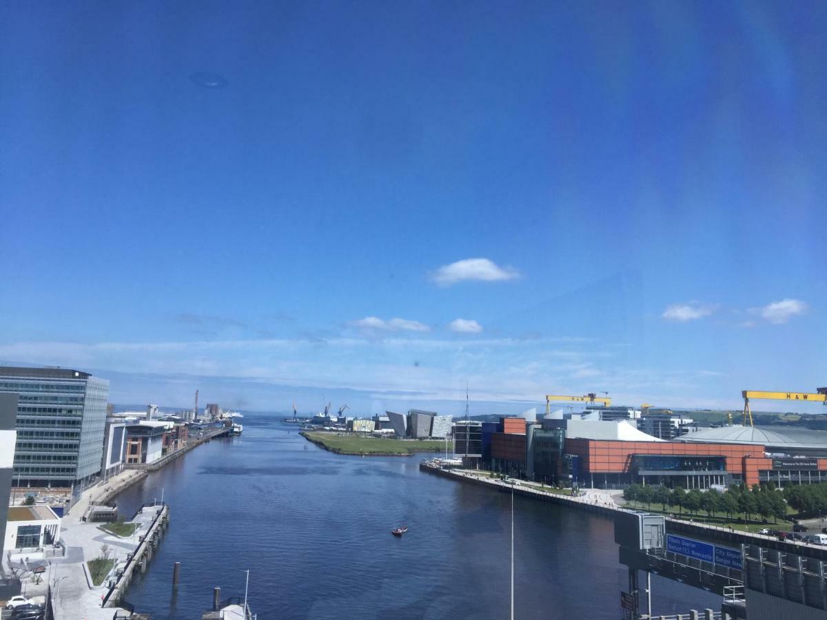 Luxury 2 Bedroom Apartment In Prime City Location Belfast Kültér fotó